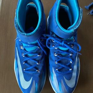Nike Zoom basketball shoes